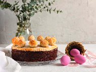 Великденски симнел кейк (Великденска торта) със сушени плодови и марципан